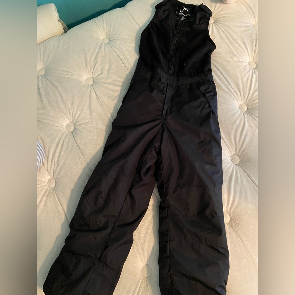 Vertical’9 Snow suit S size 8 kids youth